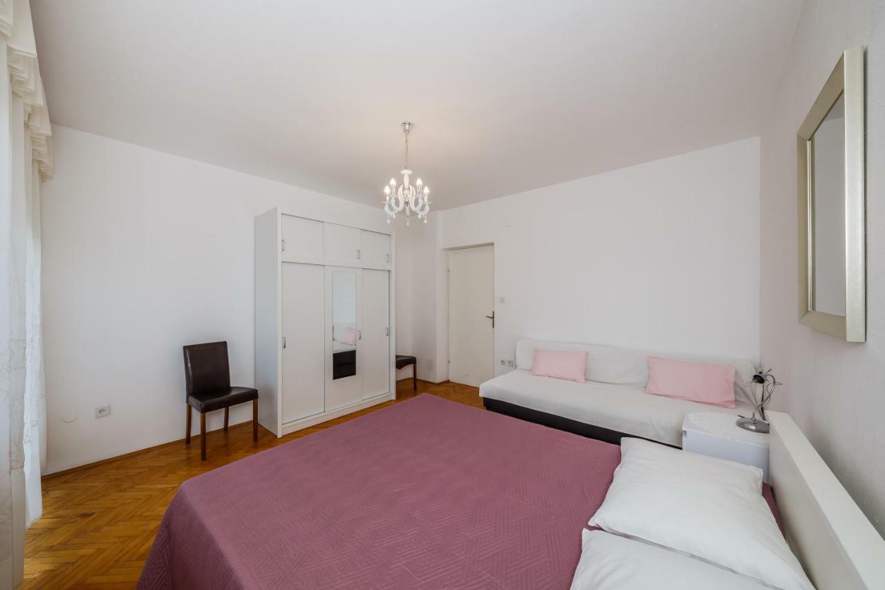 Apartments Mila Kaštela Zimmer foto